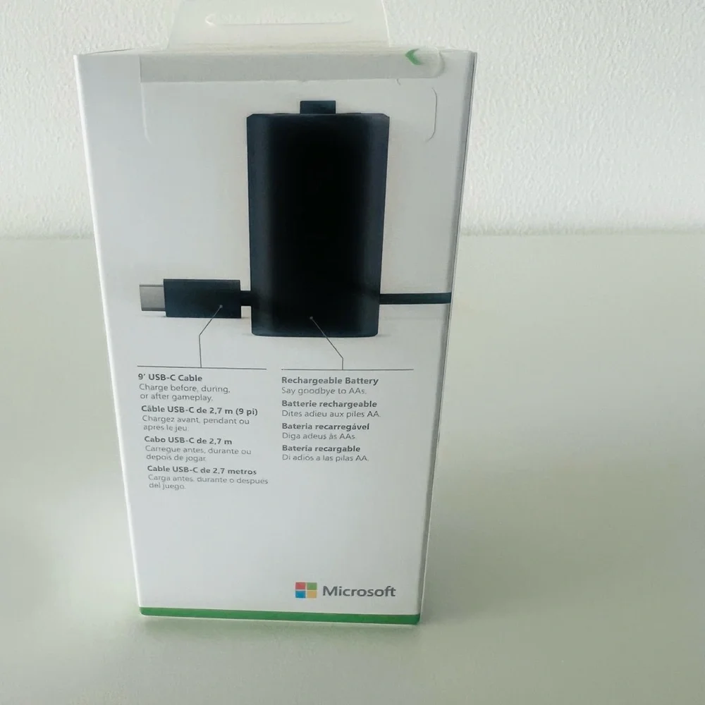 Xbox Bundle: Ice Breaker Wireless Controller + Original Battery and USB-C Cable